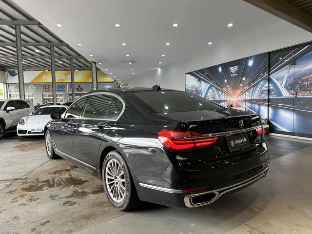 BMW寶馬 740LI  第2張相片
