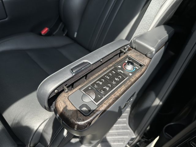 TOYOTA豐田 ALPHARD  第13張相片