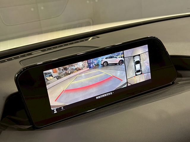 MAZDA馬自達 MAZDA 3  第8張相片