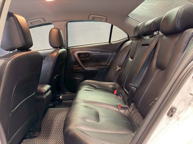 MITSUBISHI三菱 GRAND LANCER  第8張相片