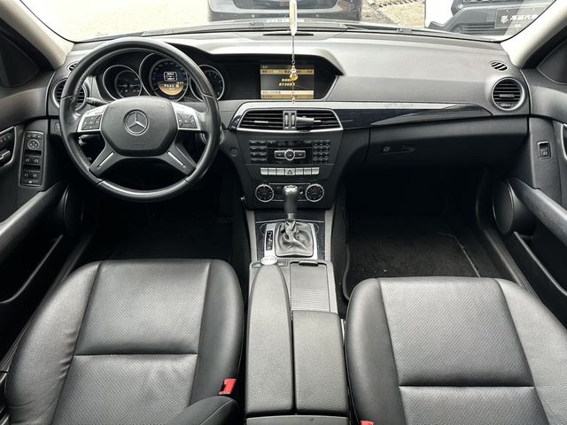 M-BENZ賓士 C200  第5張相片