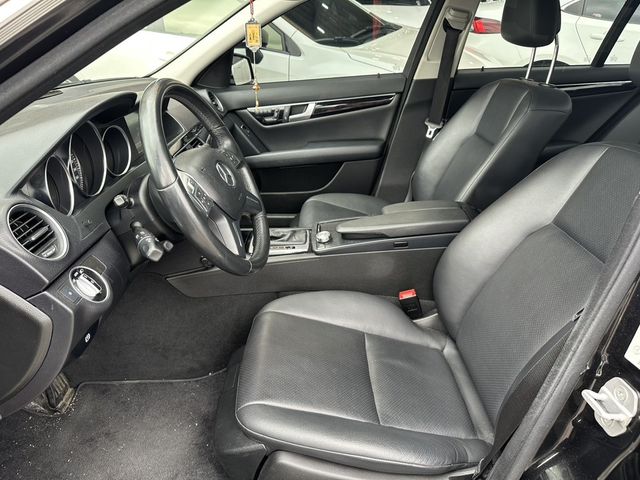M-BENZ賓士 C200  第9張相片