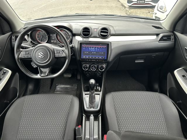 SUZUKI鈴木 SWIFT  第5張相片