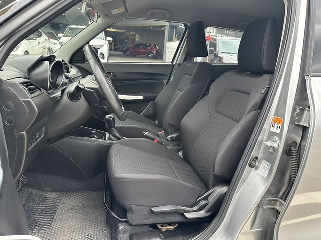 SUZUKI鈴木 SWIFT  第9張相片