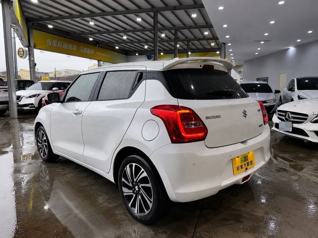 SUZUKI鈴木 SWIFT  第3張相片