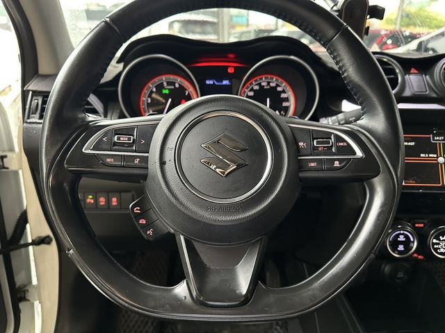 SUZUKI鈴木 SWIFT  第6張相片