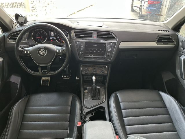 VOLKSWAGEN福斯 TIGUAN  第3張相片
