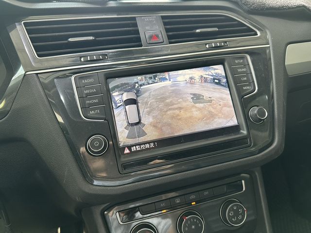 VOLKSWAGEN福斯 TIGUAN  第5張相片