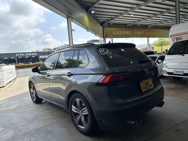 VOLKSWAGEN福斯 TIGUAN  第11張相片