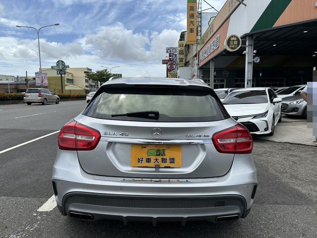 M-BENZ賓士 GLA45 AMG  第4張相片