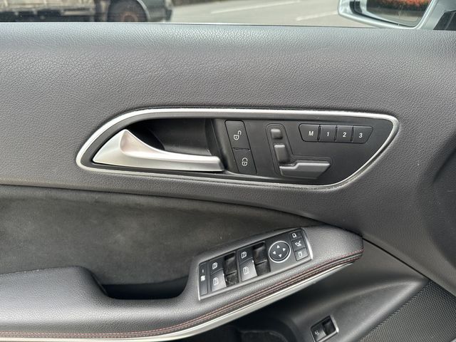M-BENZ賓士 GLA45 AMG  第6張相片