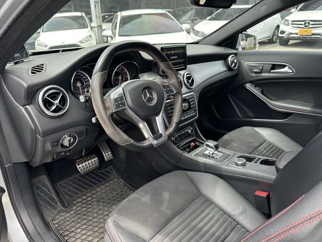 M-BENZ賓士 GLA45 AMG  第10張相片