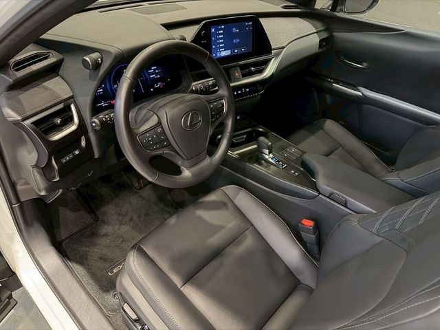 LEXUS凌志 UX300H  第5張相片