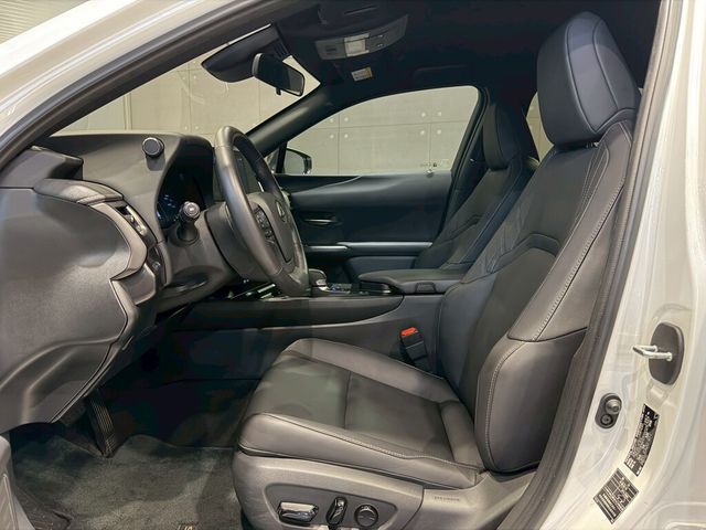LEXUS凌志 UX300H  第6張相片