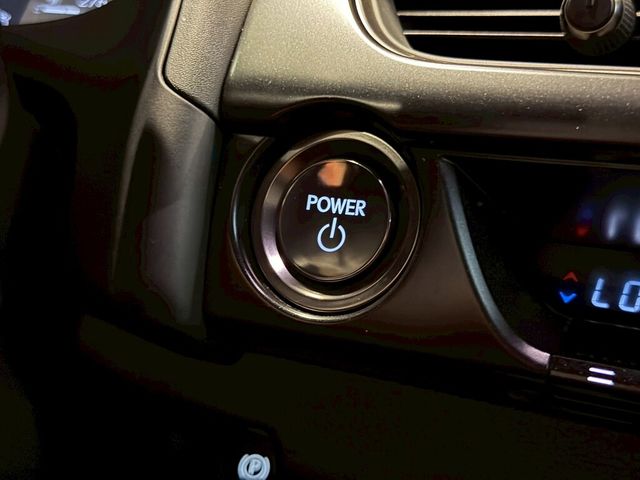 LEXUS凌志 UX300H  第10張相片