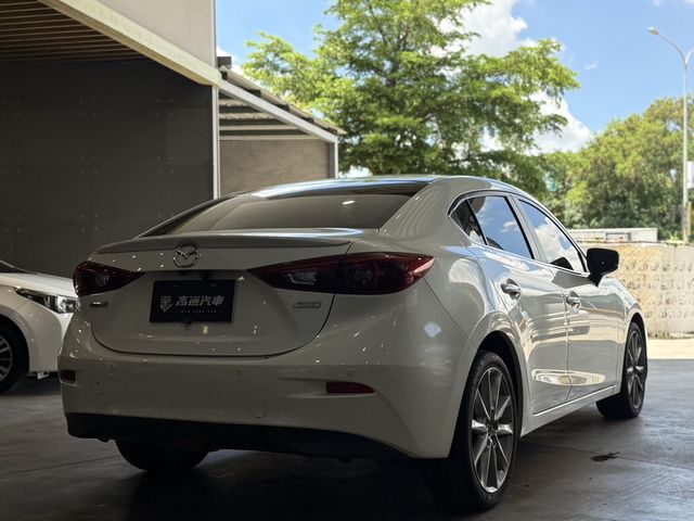 MAZDA馬自達 MAZDA 3  第2張相片