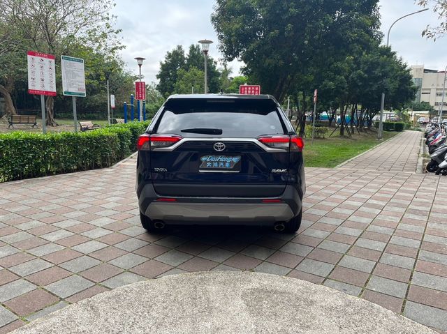 TOYOTA豐田 RAV4  第4張相片