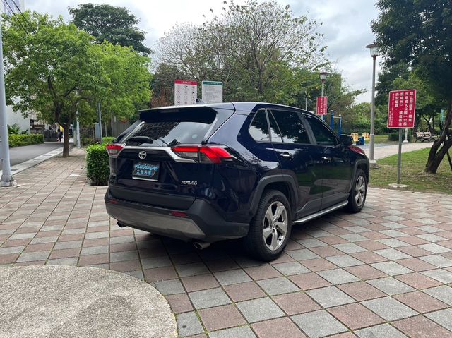 TOYOTA豐田 RAV4  第5張相片