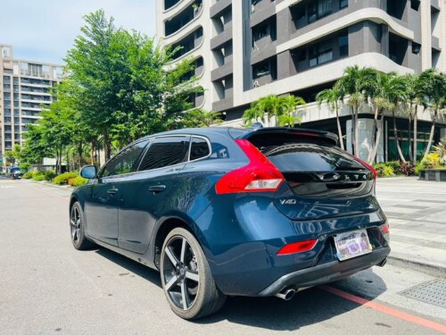 VOLVO富豪 V40  第5張相片