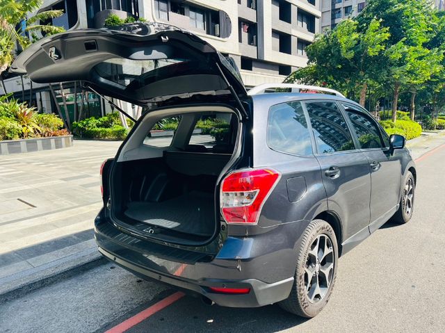 SUBARU速霸陸 FORESTER  第3張相片
