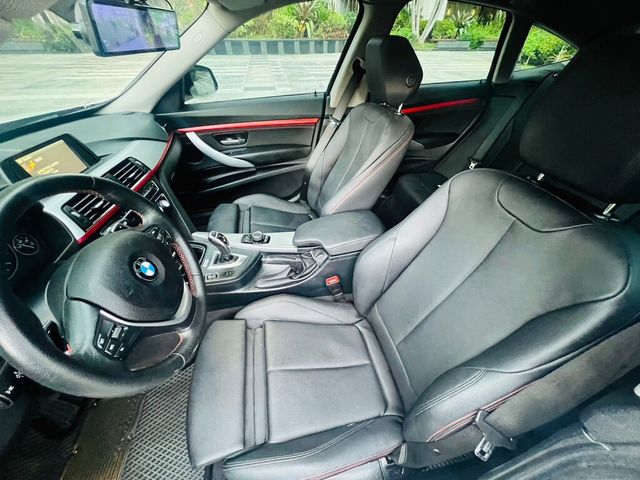 BMW寶馬 320I GT  第5張相片