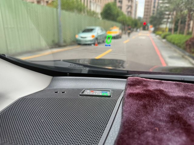 TOYOTA豐田 RAV4  第3張相片