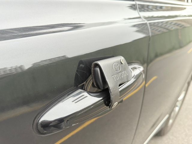 TOYOTA豐田 RAV4  第5張相片