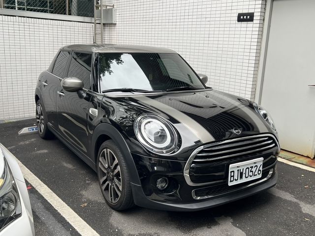 MINI迷你 MINI 5-DOOR  第1張相片