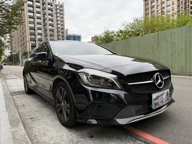M-BENZ賓士 A180  第1張相片