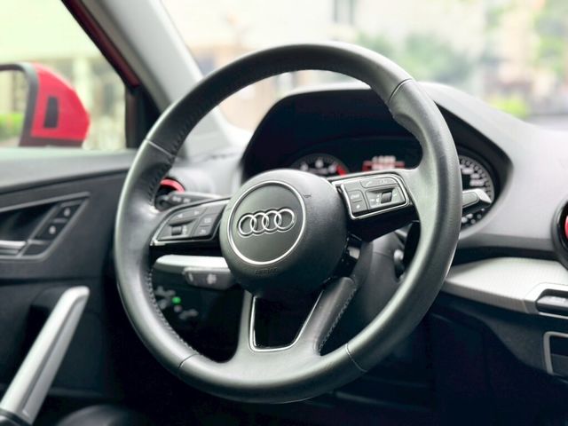 AUDI奧迪 Q2 35 TFSI  第7張相片