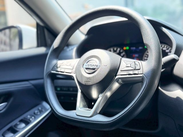 NISSAN日產 SENTRA  第6張相片