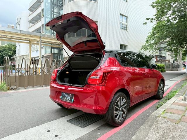 SUZUKI鈴木 SWIFT  第4張相片