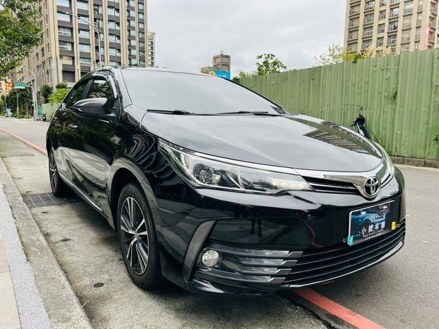 TOYOTA豐田 ALTIS  第1張相片