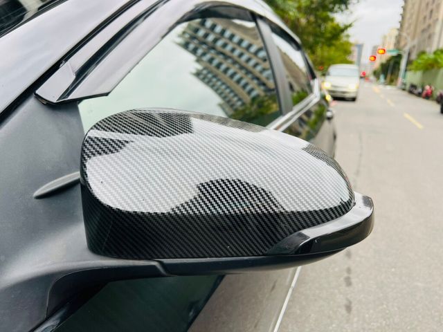 TOYOTA豐田 ALTIS  第3張相片