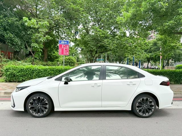 TOYOTA豐田 ALTIS  第2張相片
