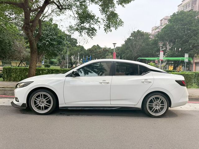 NISSAN日產 SENTRA  第3張相片