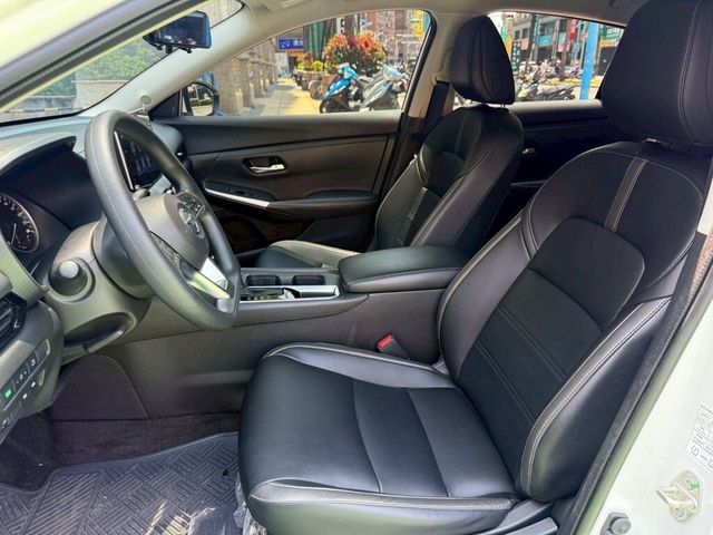 NISSAN日產 SENTRA  第10張相片