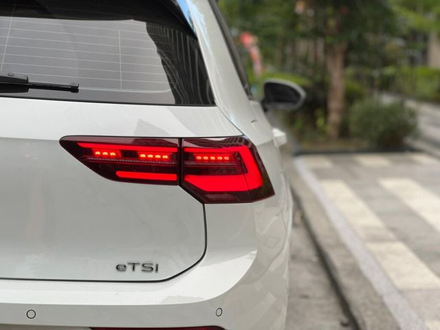 VOLKSWAGEN福斯 GOLF  第6張相片