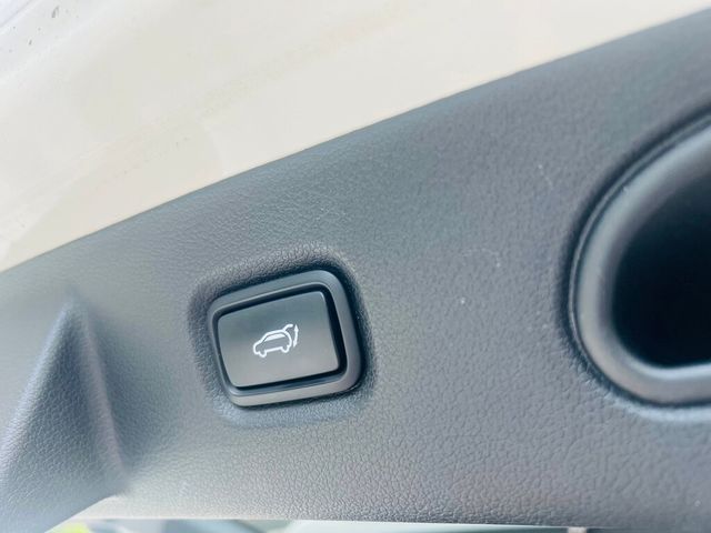 HYUNDAI現代 CUSTIN  第7張相片