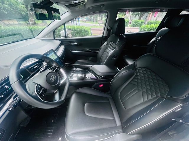 HYUNDAI現代 CUSTIN  第10張相片