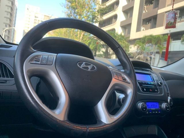 HYUNDAI現代 IX35  第6張相片