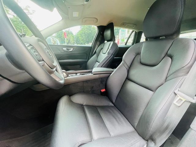 VOLVO富豪 V60  第5張相片