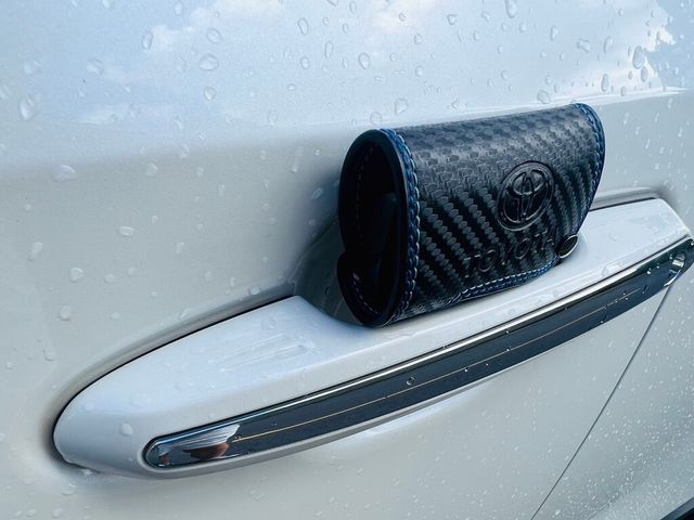 TOYOTA豐田 RAV4  第3張相片