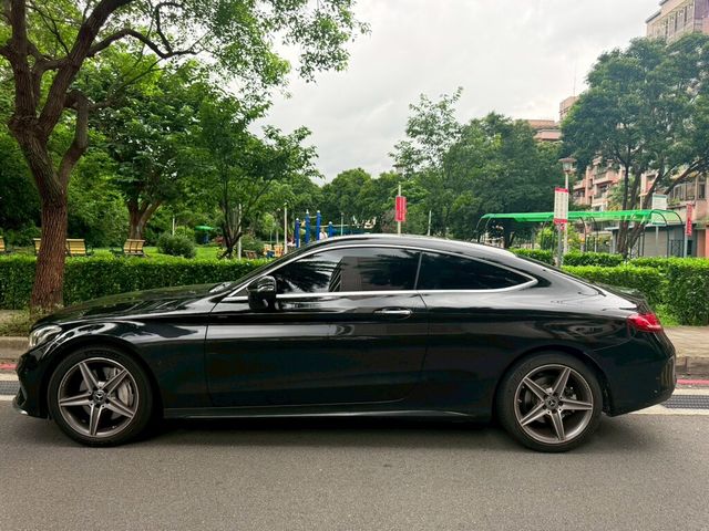 M-BENZ賓士 C250 COUPE  第3張相片