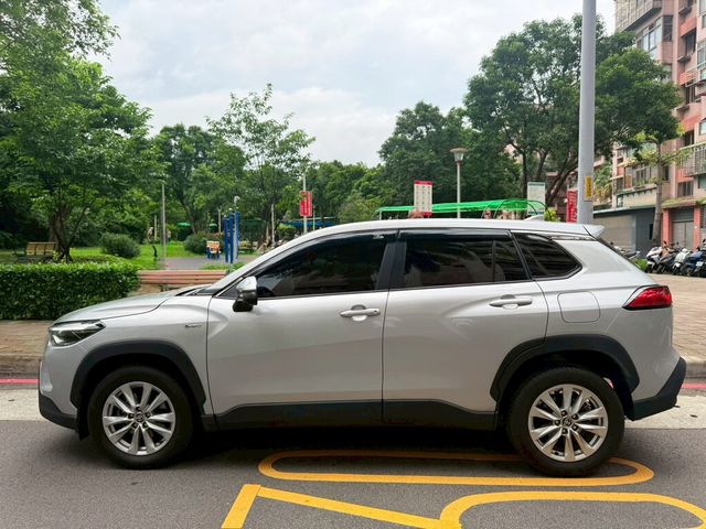 TOYOTA豐田 COROLLA CROSS HYBRID  第4張相片