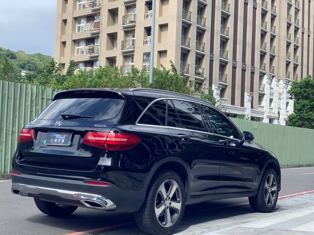 M-BENZ賓士 GLC300  第4張相片