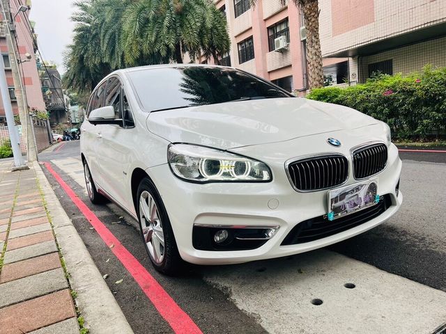 BMW寶馬 218D  第2張相片