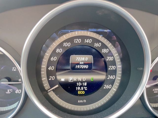 M-BENZ賓士 C200  第5張相片