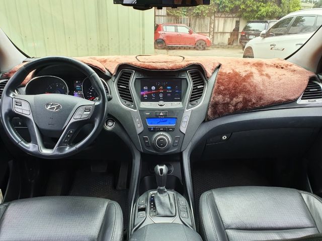 HYUNDAI現代 SANTA FE  第10張相片