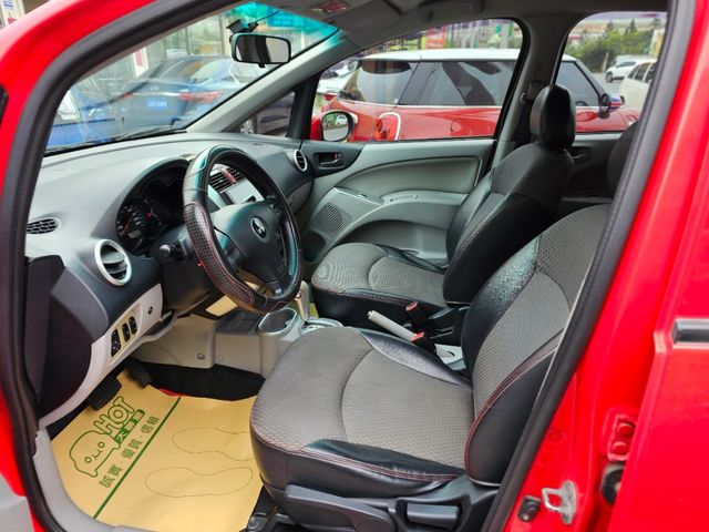 MITSUBISHI三菱 COLT PLUS  第9張相片